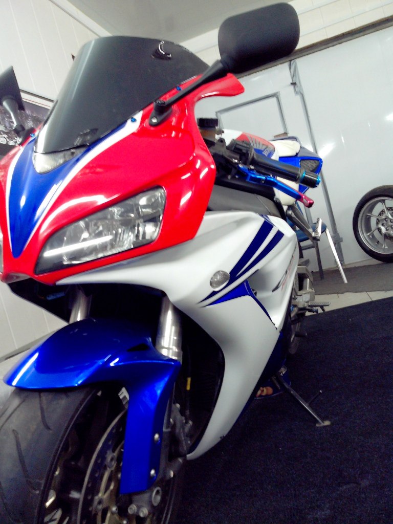  Honda CBR1000RR 06-07