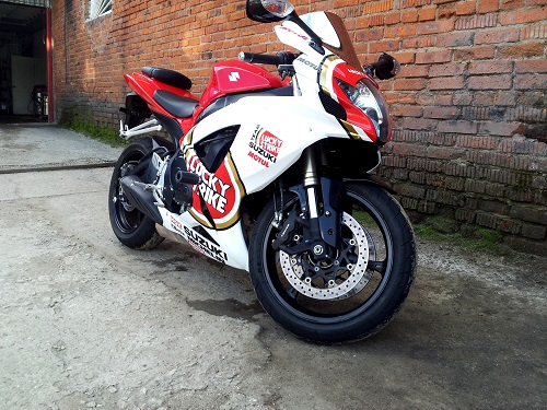 Suzuki GSX-R600 06-07 Lucky Strike Suzuki GSX-R600 06-07 Lucky Strike