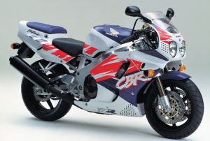 CBR900/893