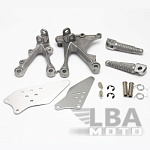 Подножки передние с кронштейнами для мотоцикла Kawasaki ZX-6R 05-08